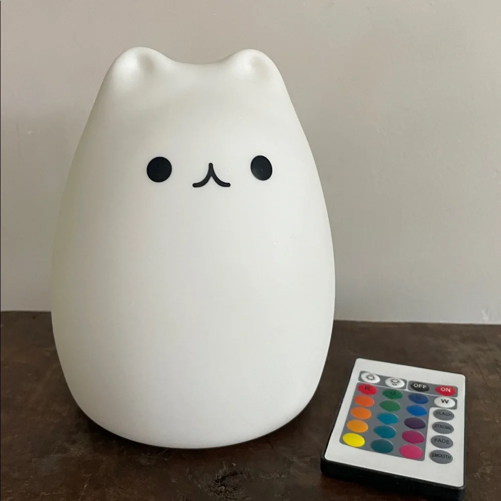 •| cat night light